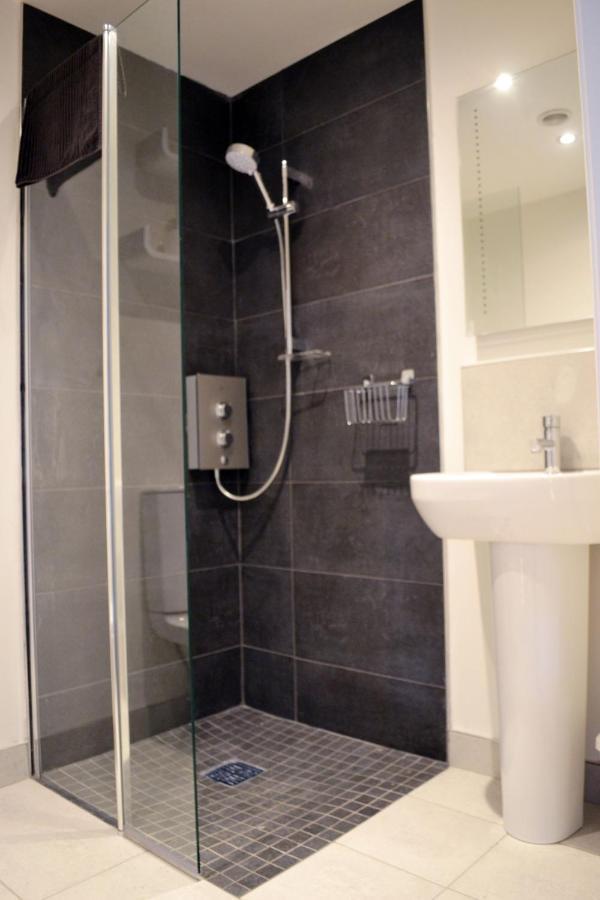 Apartamento Béal na Banna Coleraine Exterior foto
